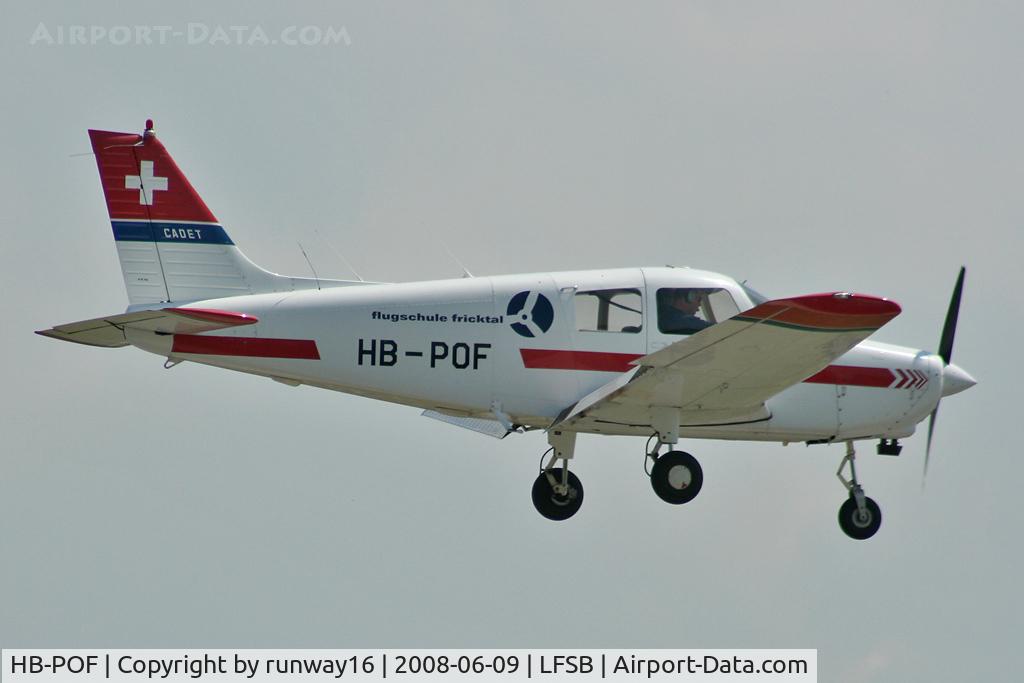 HB-POF, 1989 Piper PA-28-161 Cadet C/N 2841294, flying school schupfart