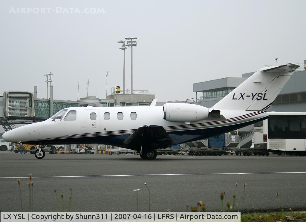 LX-YSL, 1999 Cessna 525 CitationJet CJ1 C/N 525-0322, Waiting a new flight...