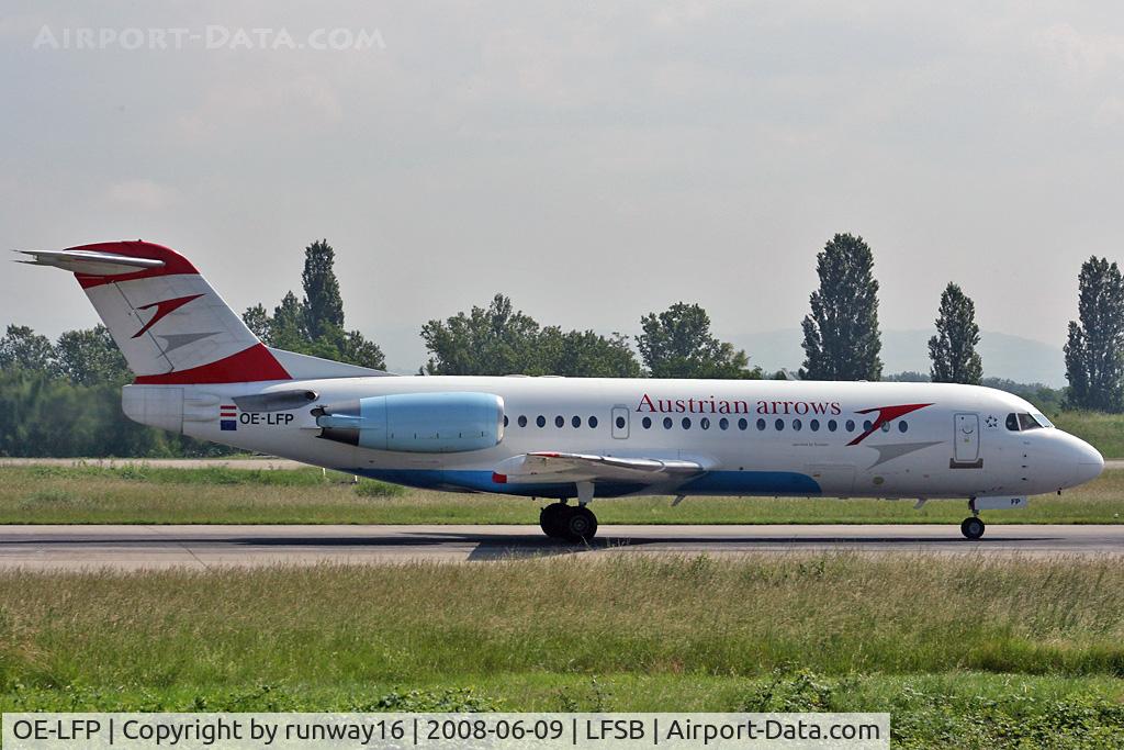 OE-LFP, Fokker 70 (F-28-0070) C/N 11560, Austrian Arrow departing to VIE