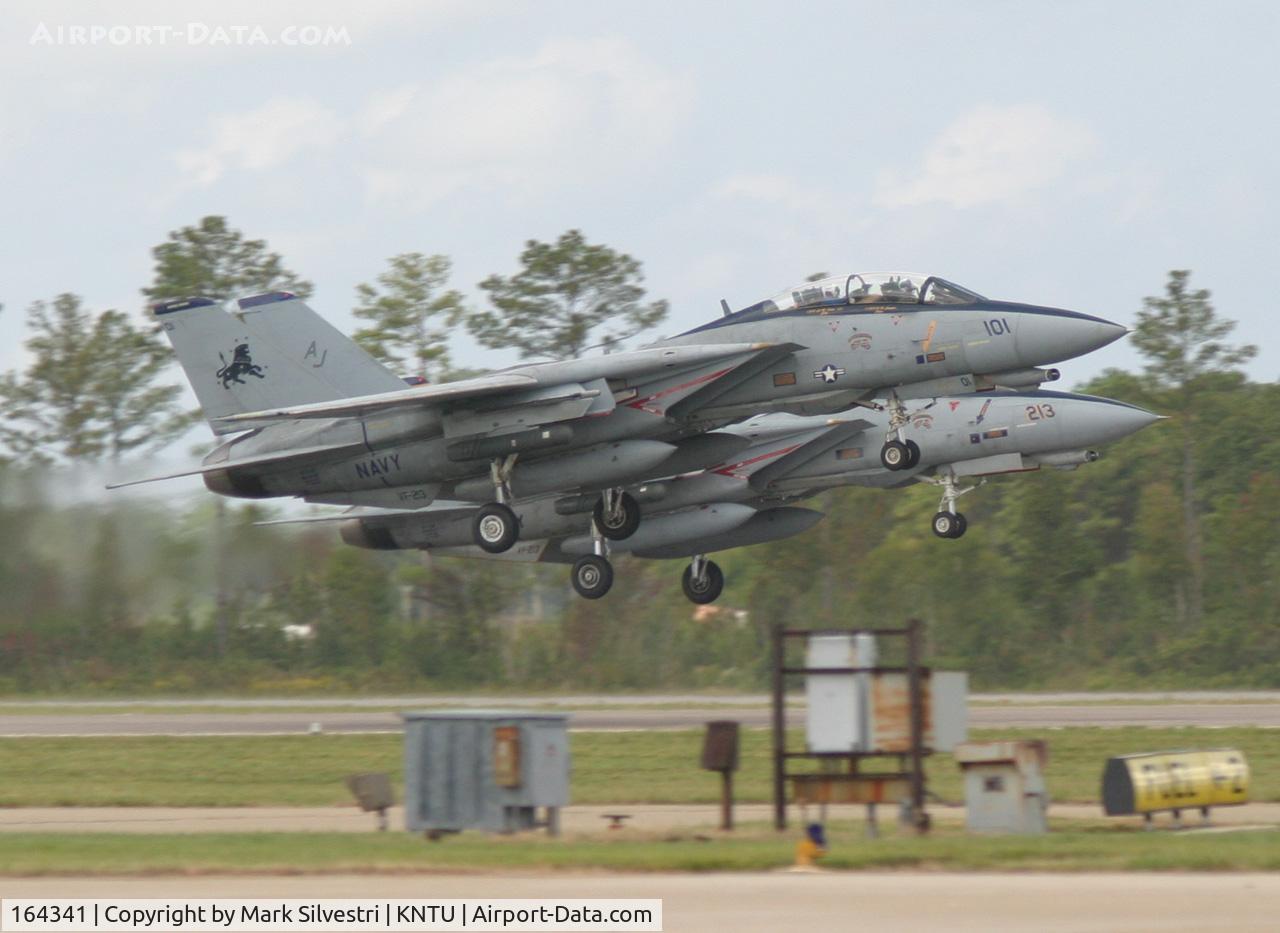 164341, Grumman F-14D Tomcat C/N 616/D-21, Oceana 2004