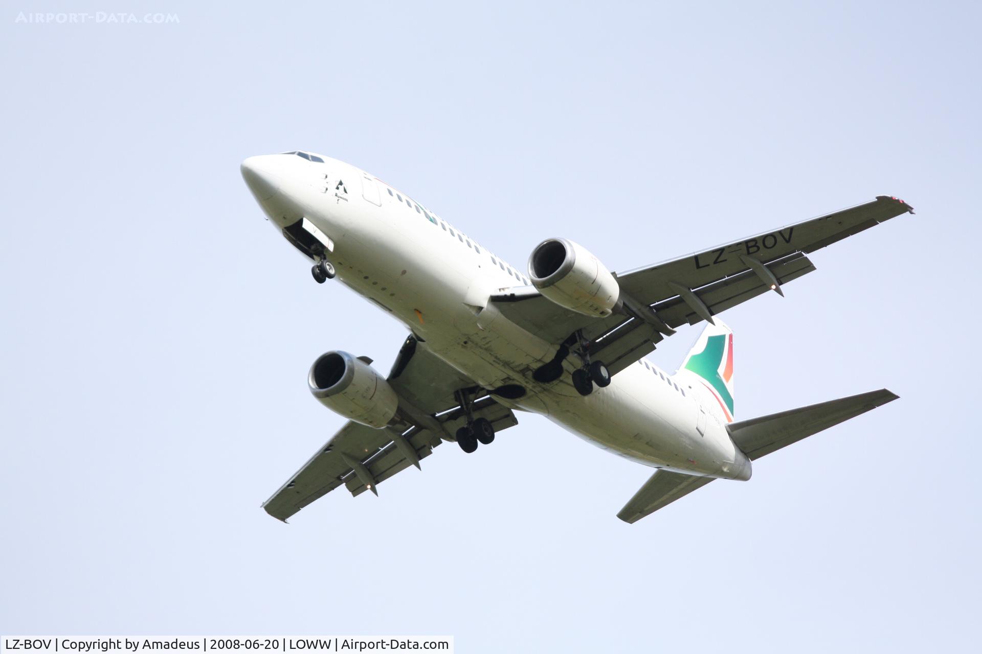LZ-BOV, 1987 Boeing 737-330 C/N 23833, Boeing 737-300 landing RWY34