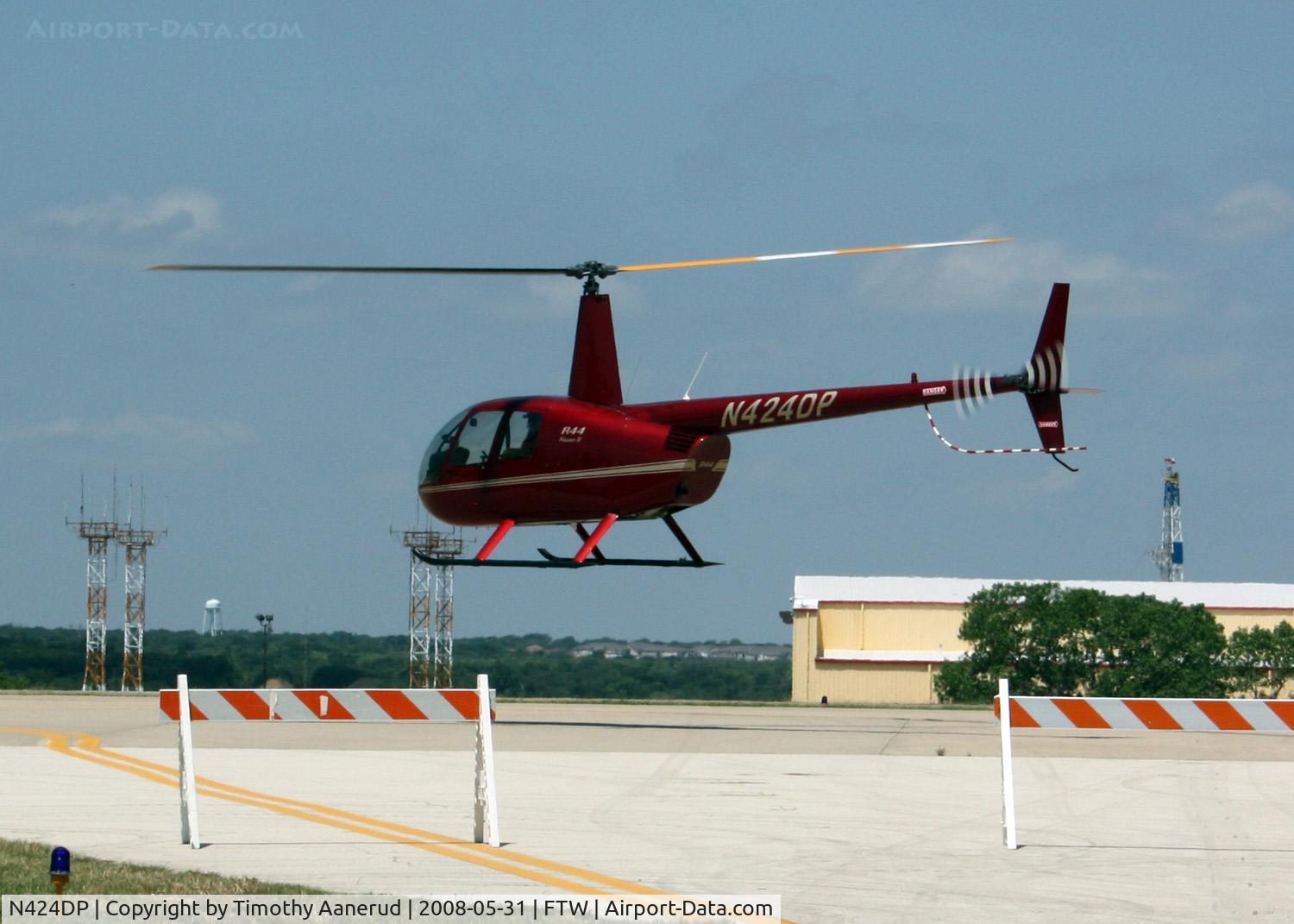 N424DP, 2005 Robinson R44 II C/N 11036, Cowtown Warbird Roundup 2008 vistor departing
