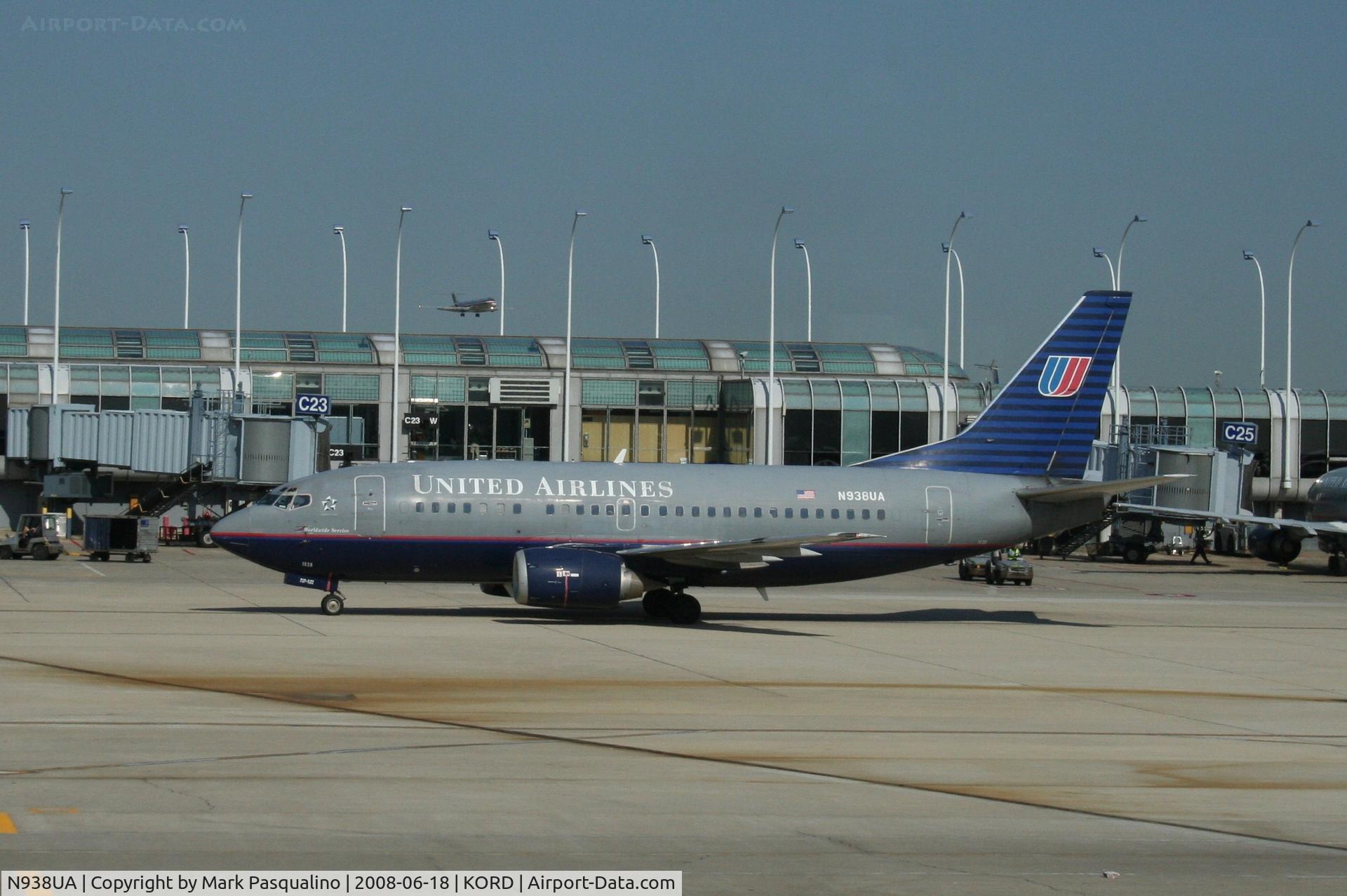N938UA, 1992 Boeing 737-522 C/N 26671, Boeing 737-500