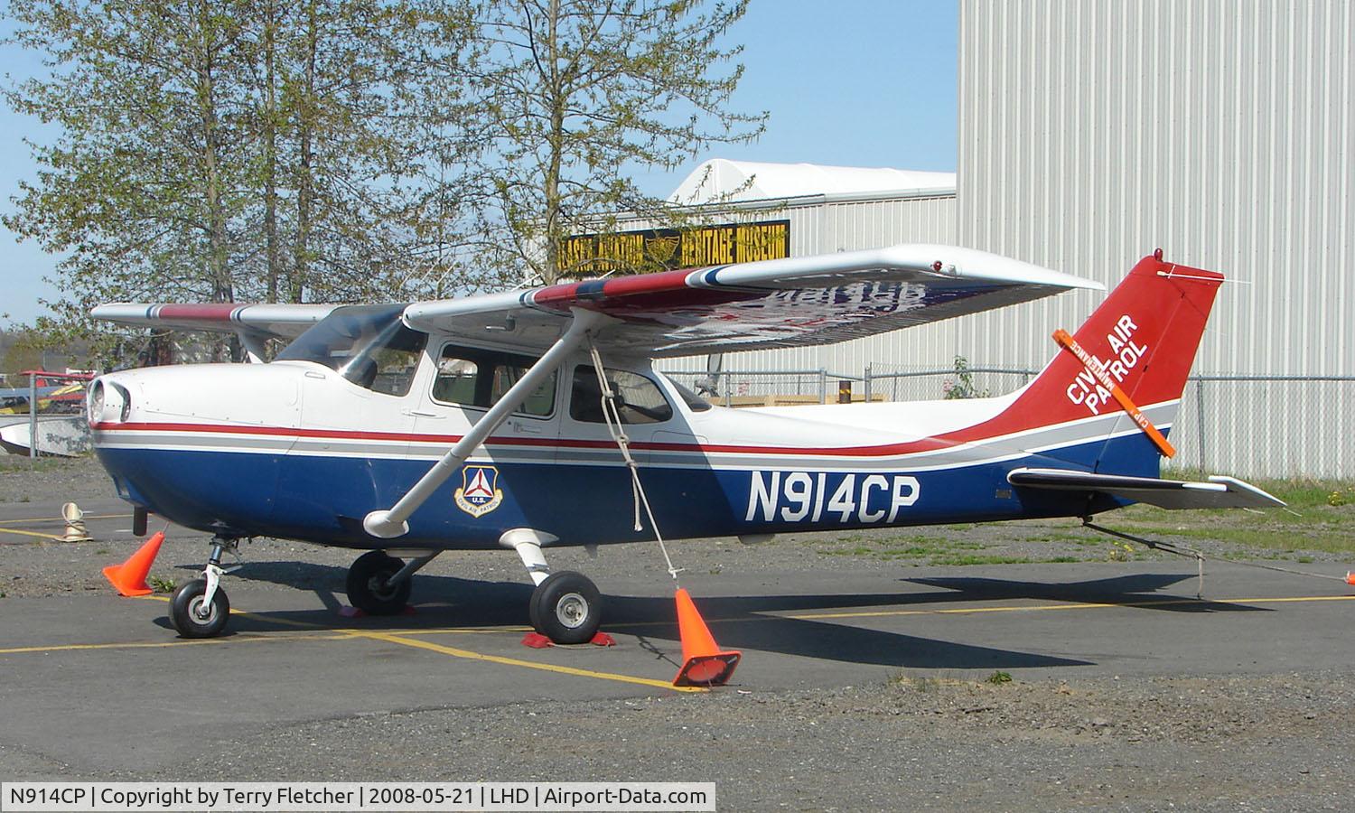 N914CP, 1999 Cessna 172S C/N 172S8334, Cessna 172S of Civil Air Patrol at Lake Hood