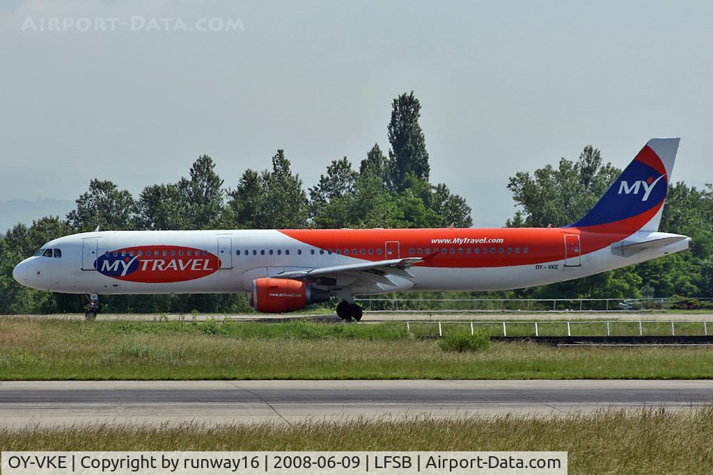 OY-VKE, 2002 Airbus A321-211 C/N 1887, My Travel taxi on bravo