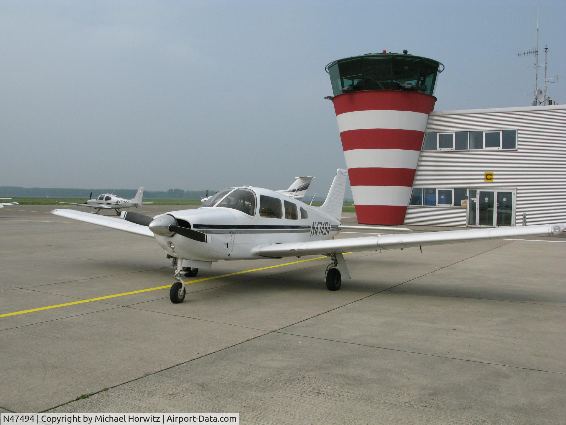 N47494, Piper PA-28R-201 Cherokee Arrow III C/N 28R-7737166, Lelystad Airfield