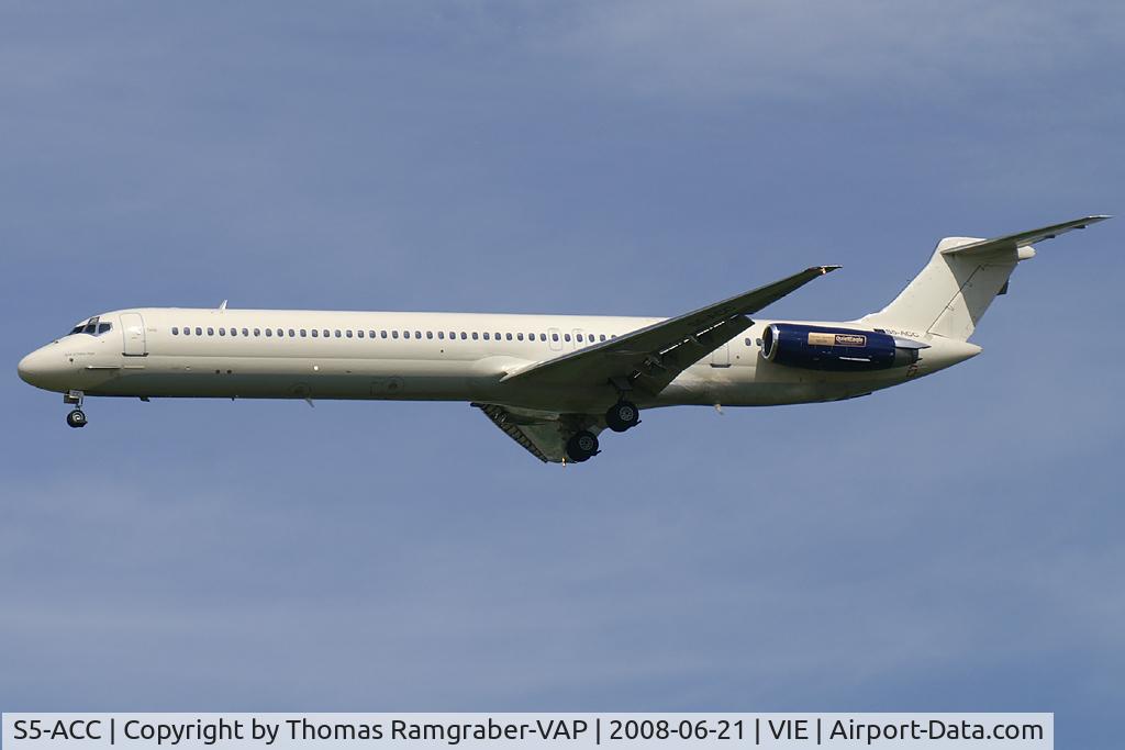 S5-ACC, 1982 McDonnell Douglas MD-82 (DC-9-82) C/N 48095, Aurora Airlines MDD MD80