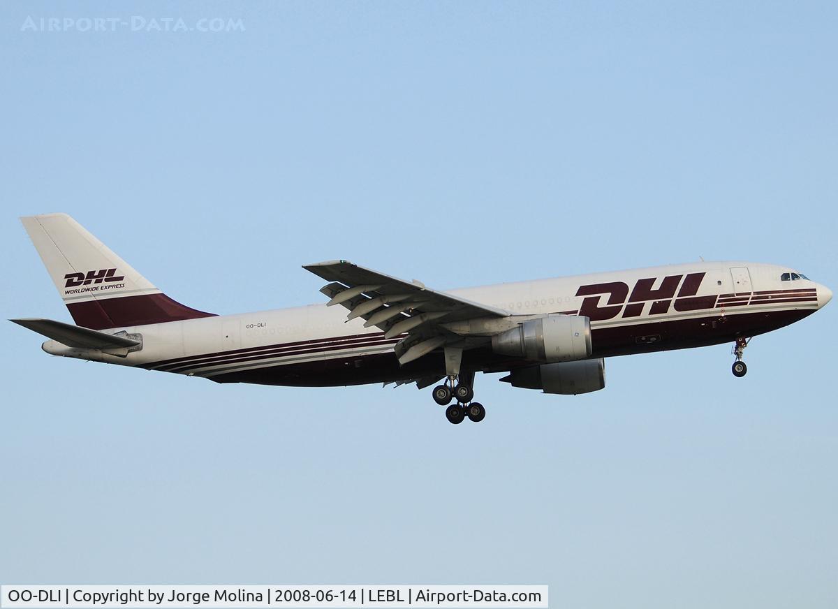 OO-DLI, 1982 Airbus A300B4-203(F) C/N 234, Clear to land RWY 25R.