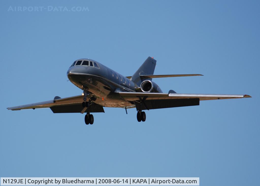 N129JE, 1972 Dassault Fan Jet Falcon (20) C/N 267, On final to 17L.