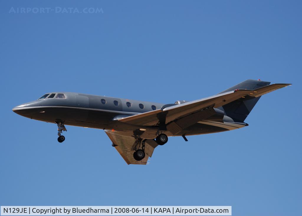 N129JE, 1972 Dassault Fan Jet Falcon (20) C/N 267, On final to 17L.
