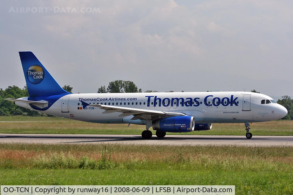OO-TCN, 1993 Airbus A320-232 C/N 425, departing to AMS empty EURO 08