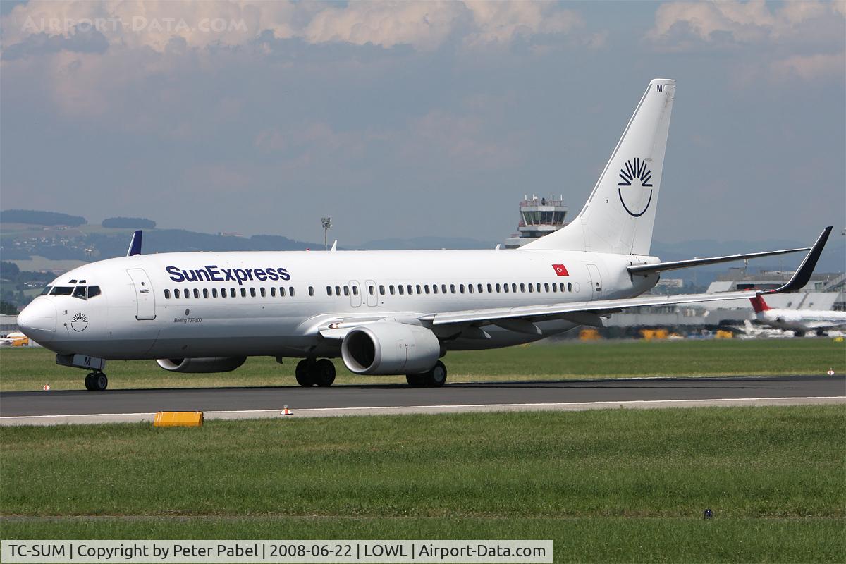 TC-SUM, 1999 Boeing 737-85F C/N 28826, standard charter