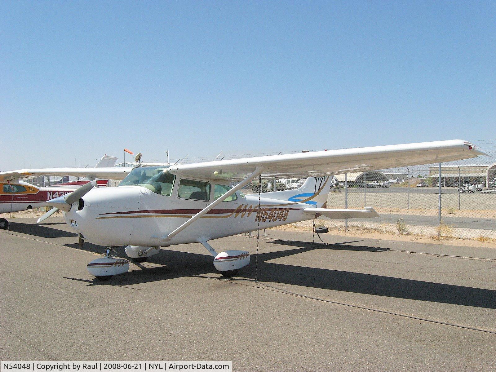 N54048, 1981 Cessna 172P C/N 17274857, N54048 at NYL