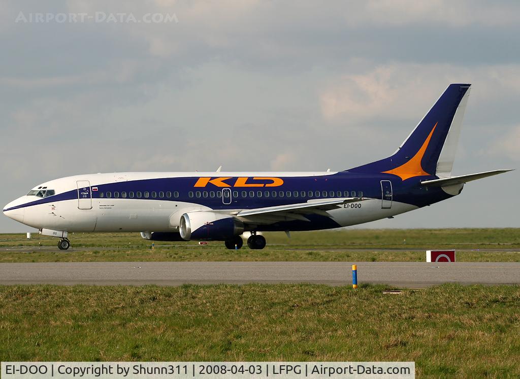 EI-DOO, 1987 Boeing 737-35B C/N 23971, Taxiing for departure...
