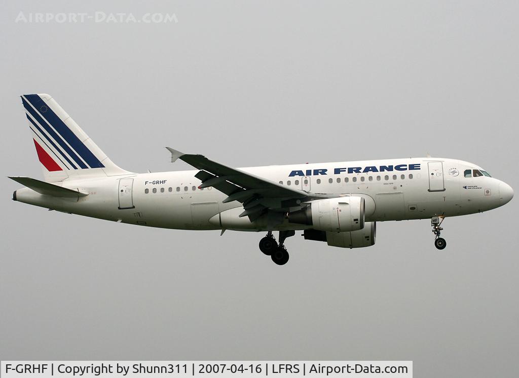F-GRHF, 1999 Airbus A319-111 C/N 1025, Landing rwy 03...