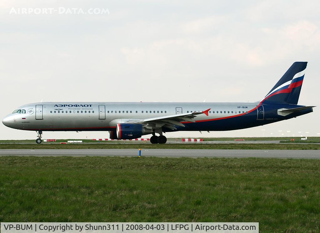 VP-BUM, 2007 Airbus A321-211 C/N 3267, Taxiing for departure...