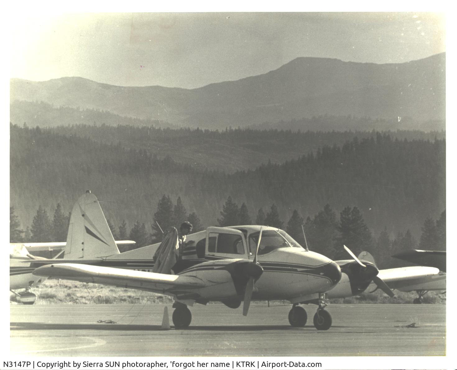 N3147P, 1957 Piper PA-23 Apache C/N 23-1078, Photo from 1970s