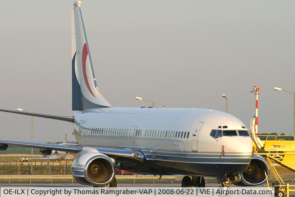 OE-ILX, 2001 Boeing 737-8DR C/N 32777, Global Jet Boeing 737-800