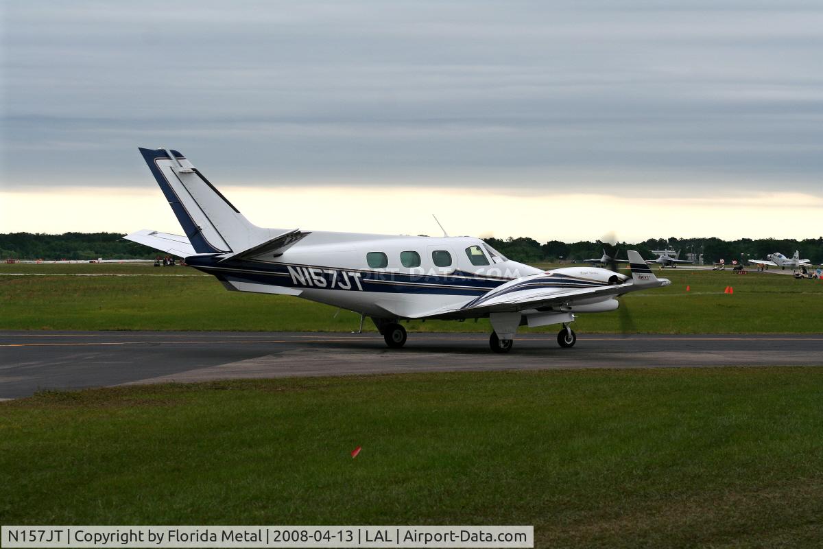 N157JT, 1982 Beech B-60 Duke C/N P-589, Beech B60