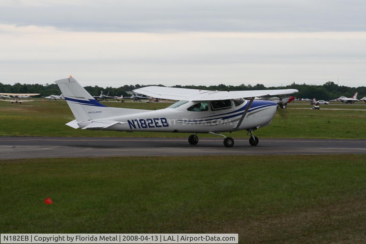 N182EB, Cessna R182 Skylane RG C/N R18201520, Cessna R182