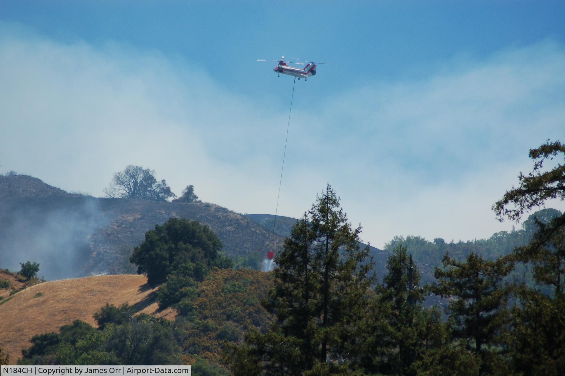 N184CH, 1962 Boeing Vertol (Kawasaki) KV107-11 C/N 4001, Battling forest fire in Big Sur, CA 2008