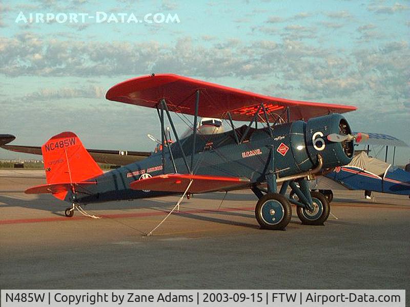 N485W, 1931 Stearman 4-E Junior Speedmail C/N 4033, National Air Tour stop at Ft. Worth Meacham Field - 2003