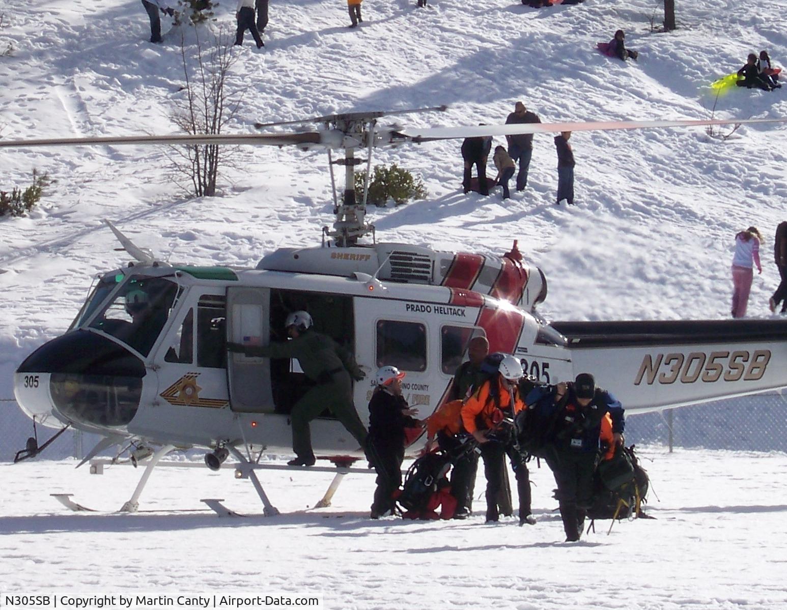 N305SB, 1969 Bell UH-1H-BF Iroquois C/N 11527, SAR Search operation Running Springs