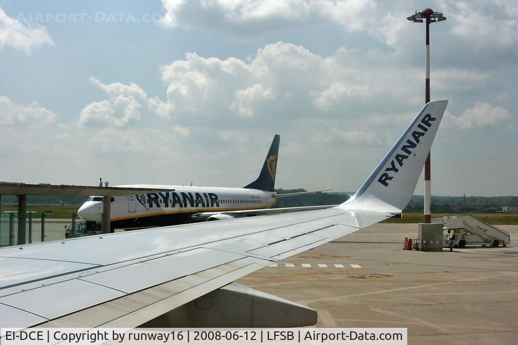 EI-DCE, 2004 Boeing 737-8AS C/N 33563, Company aircraft to Stockholm