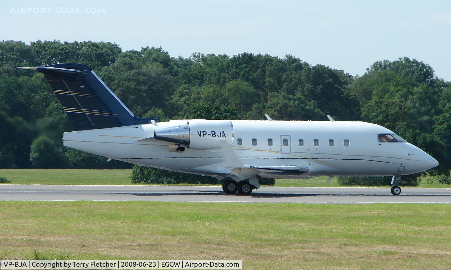 VP-BJA, 2005 Bombardier Challenger 604 (CL-600-2B16) C/N 5639, CL604 Challenger taxies for departure from Luton