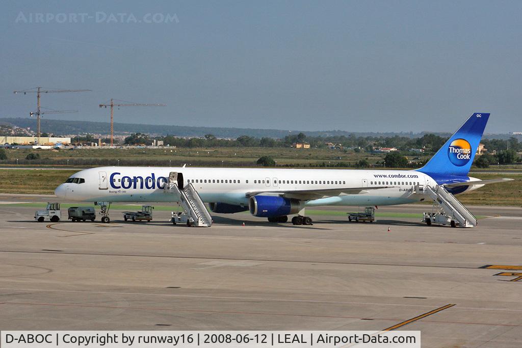D-ABOC, 1998 Boeing 757-330 C/N 29015, Concor is waiting for its passengers