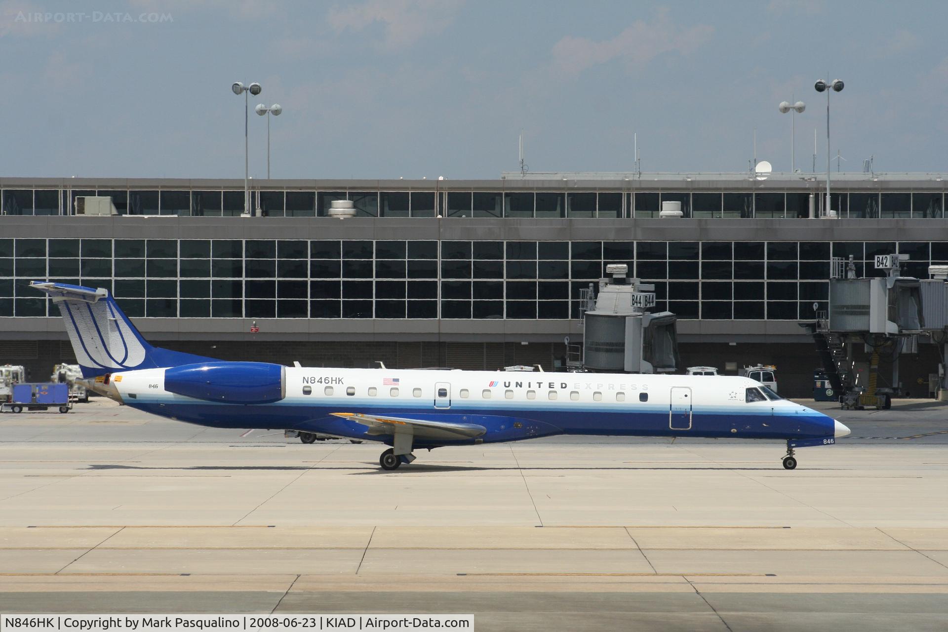 N846HK, 2004 Embraer ERJ-145LR (EMB-145LR) C/N 14500855, EMB-145LR