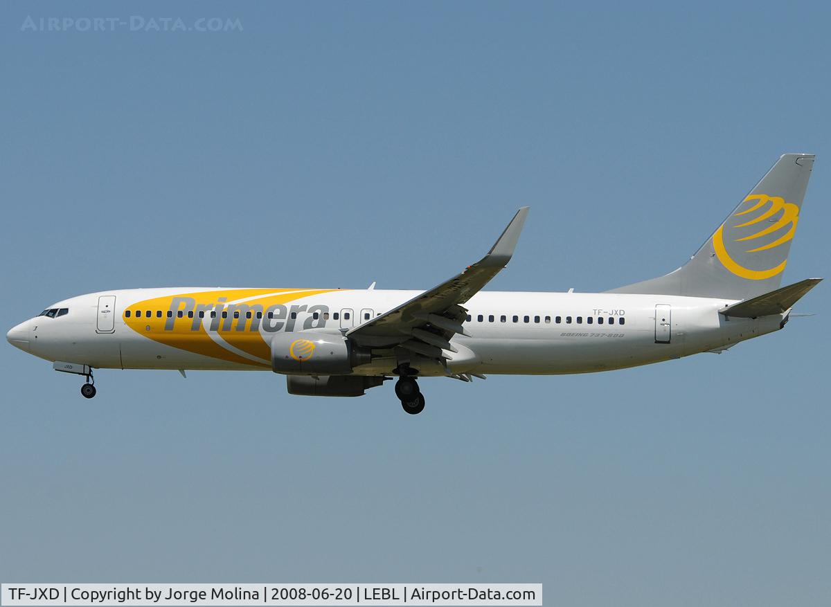 TF-JXD, 2007 Boeing 737-8Q8 C/N 30688, On final to RWY 25R.