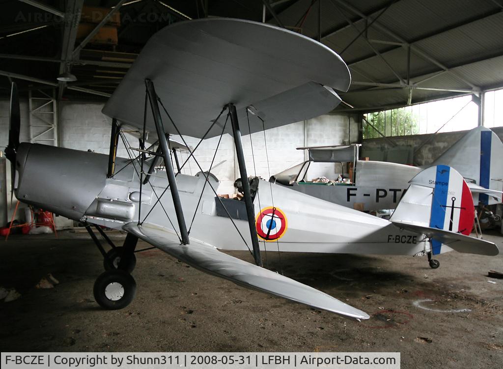 F-BCZE, Nord Stampe SV-4C C/N 262, Hangared inside Airclub's hangar...