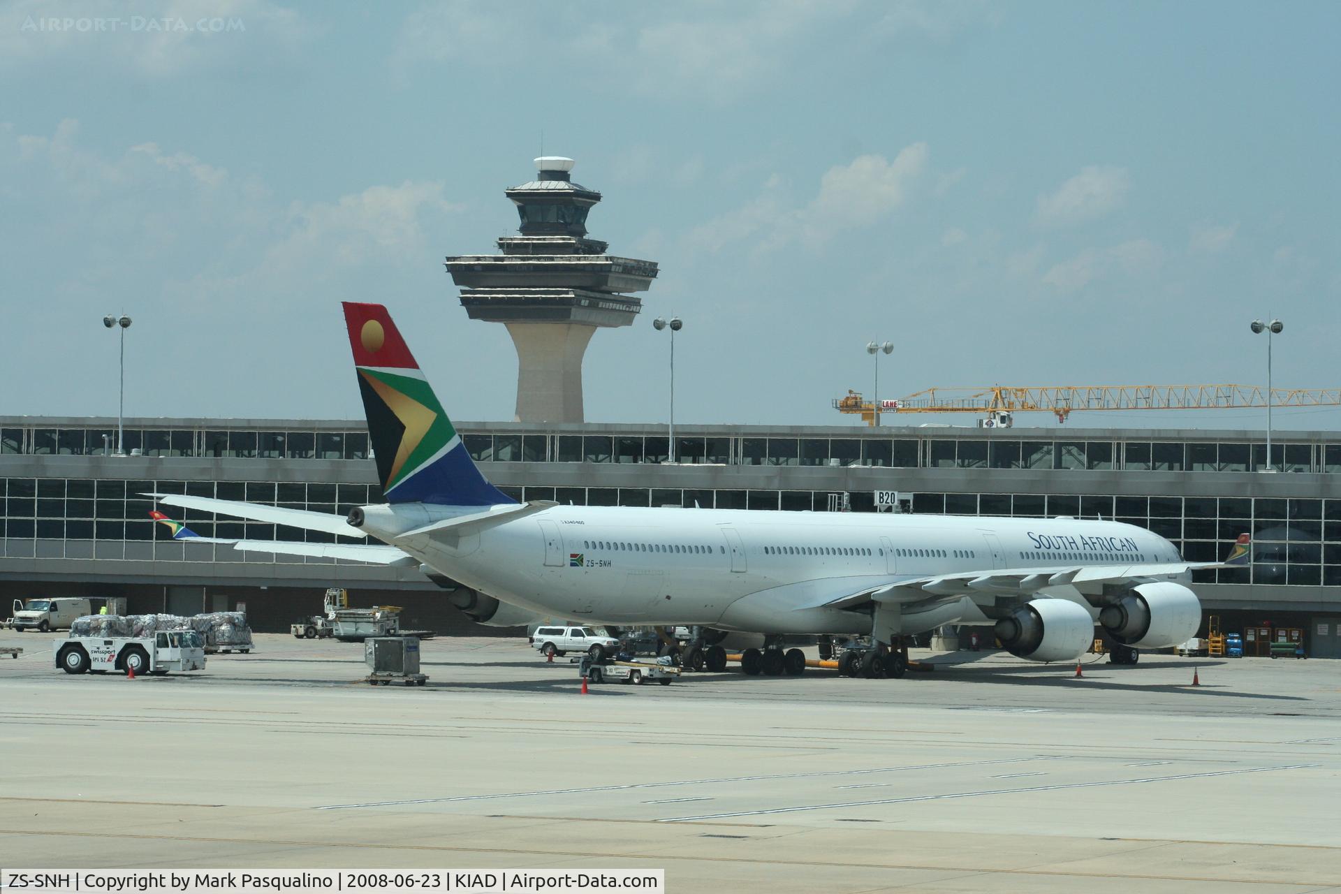 ZS-SNH, 2005 Airbus A340-642 C/N 626, Airbus A340-600