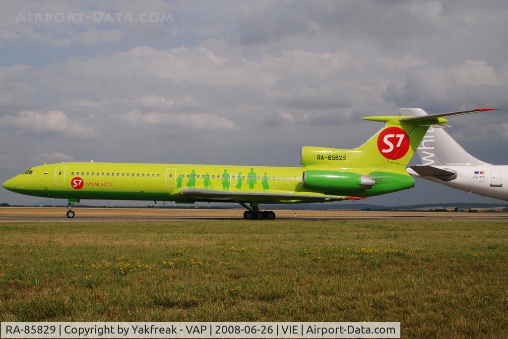 RA-85829, 1987 Tupolev Tu-154M C/N 87A755, Sibir Tupolev 154