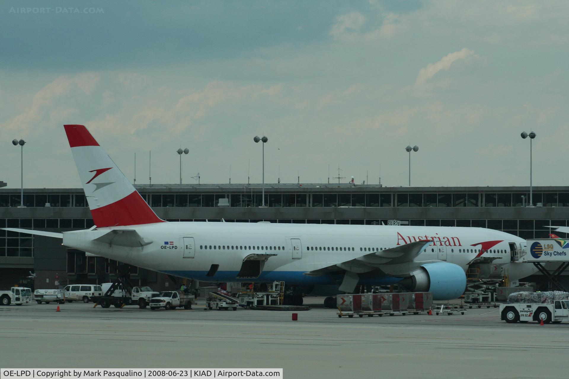 OE-LPD, 2006 Boeing 777-2Z9/ER C/N 35960, Boeing 777-200/ER