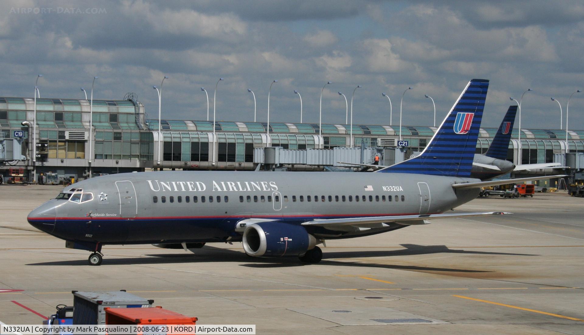N332UA, 1988 Boeing 737-322 C/N 24193, Boeing 737-300