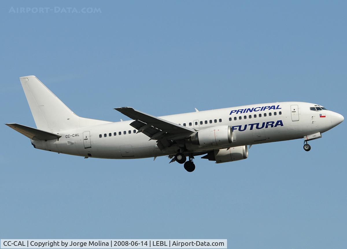 CC-CAL, 1987 Boeing 737-33A C/N 23635, Operated by Futura.