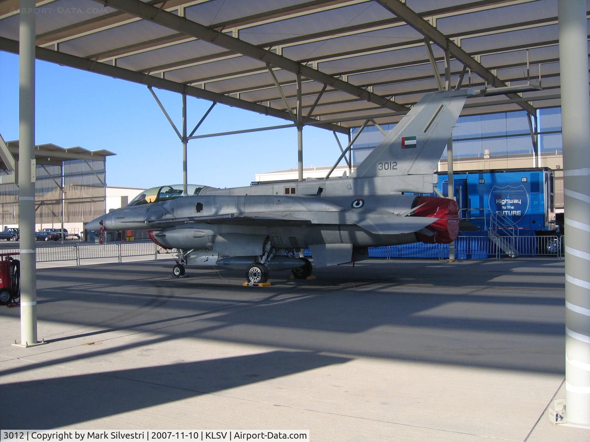 3012, Lockheed Martin F-16F Fighting Falcon C/N RF-12, Nellis 2007 (United Arab Emirates Air Force)