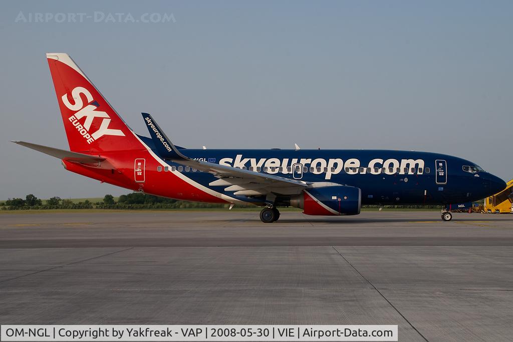 OM-NGL, 2007 Boeing 737-76N C/N 34757, Sky Europe Boeing 737-700