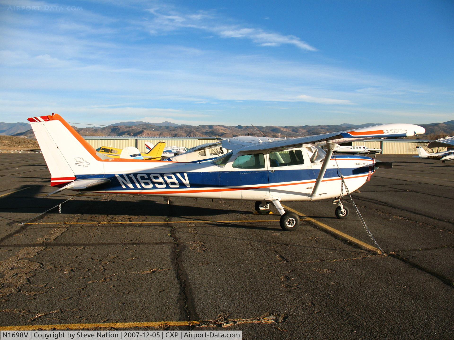 N1698V, 1976 Cessna R172K Hawk XP C/N R1722209, 1976 Cessna R172K @ Carson City, NV
