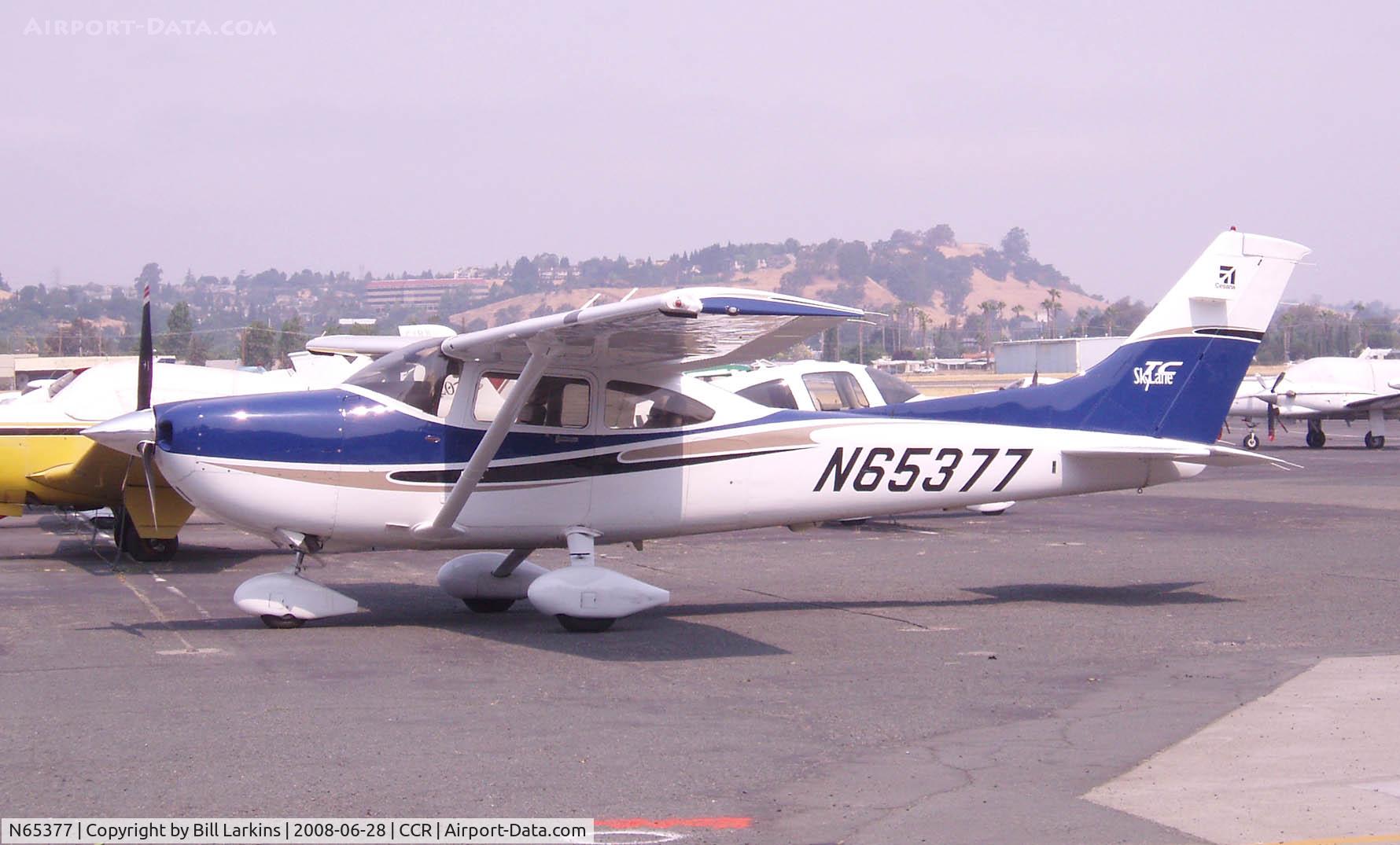 N65377, 2004 Cessna T182T Turbo Skylane C/N T18208317, With the smoke from wildfires in the background.