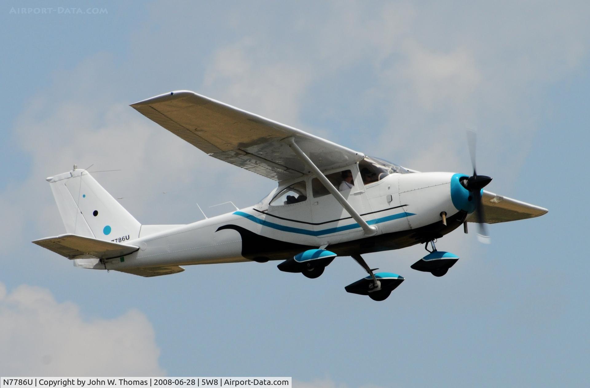 N7786U, 1964 Cessna 172E C/N 17251786, Departing runway 22