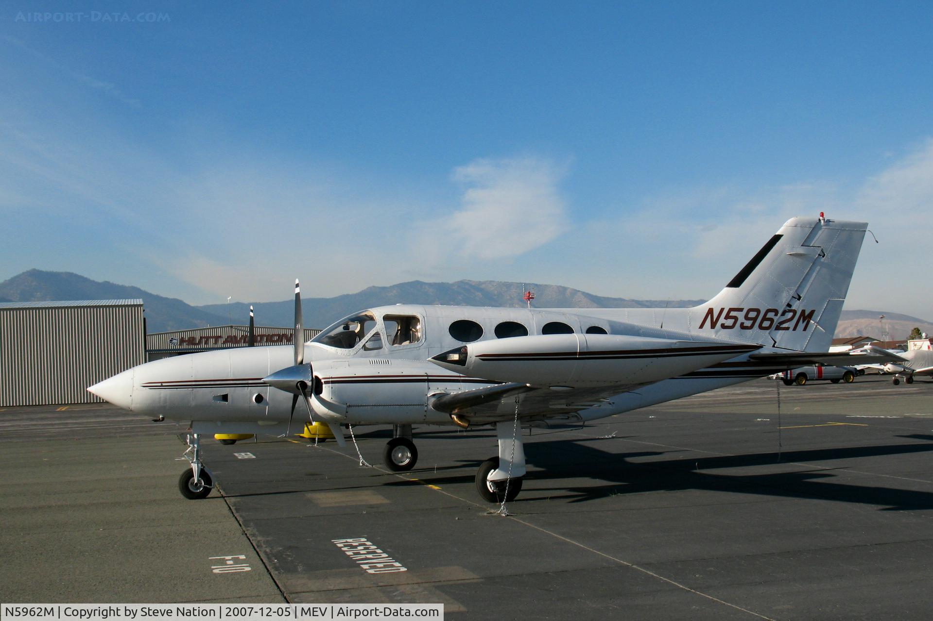 N5962M, 1972 Cessna 421B Golden Eagle C/N 421B0205, 1972 Cessna 421B @ Minden, NV