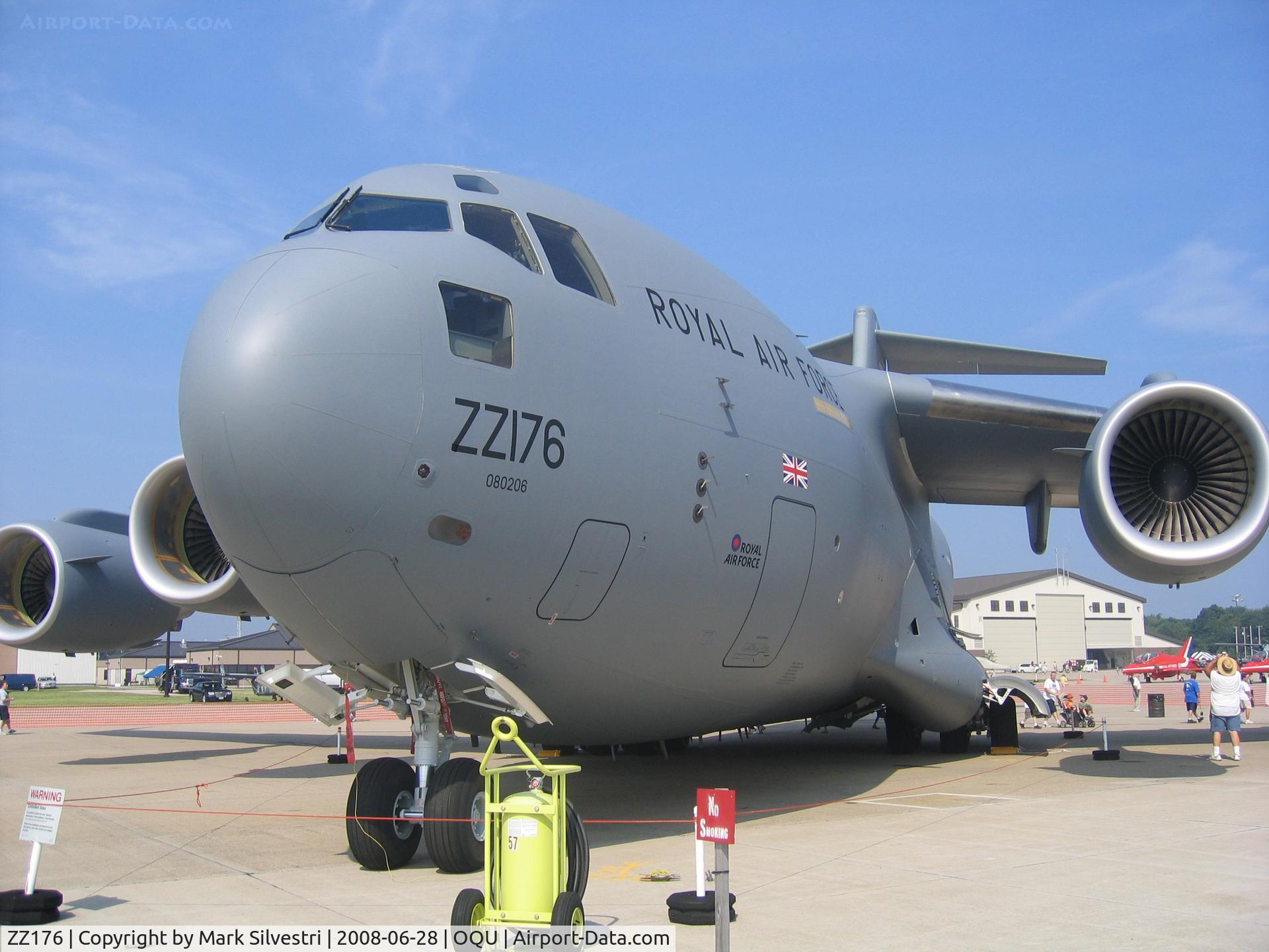 ZZ176, 2008 Boeing C-17A Globemaster III C/N F-190, Quonset Pt, RI 2008 - Royal AF C-17 (080206)