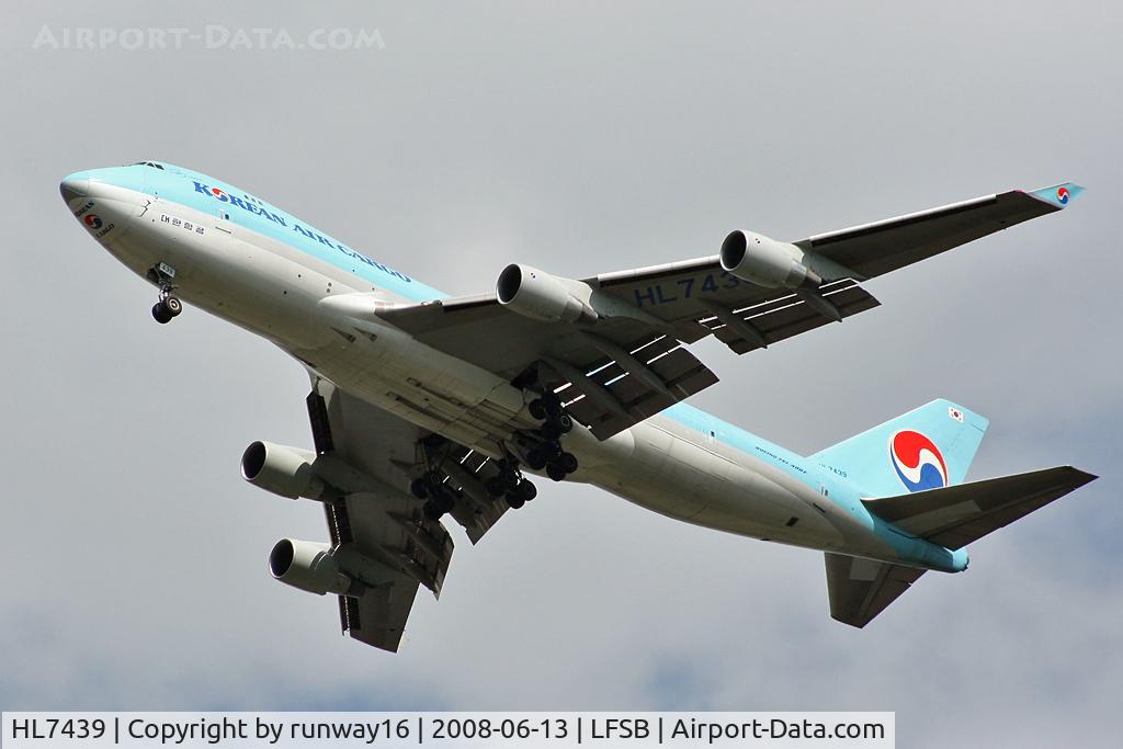 HL7439, 2003 Boeing 747-4B5F/SCD C/N 33516, Korean Air Cargo landing rwy 34