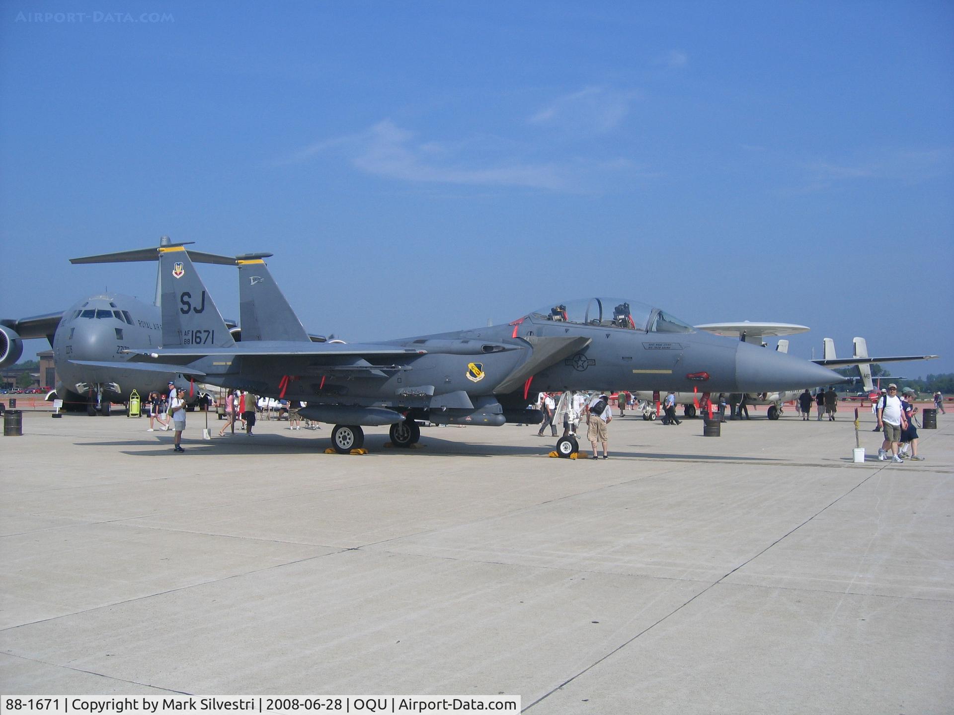 88-1671, 1988 McDonnell Douglas F-15E Strike Eagle C/N 1080/E055, Quonset Point 2008