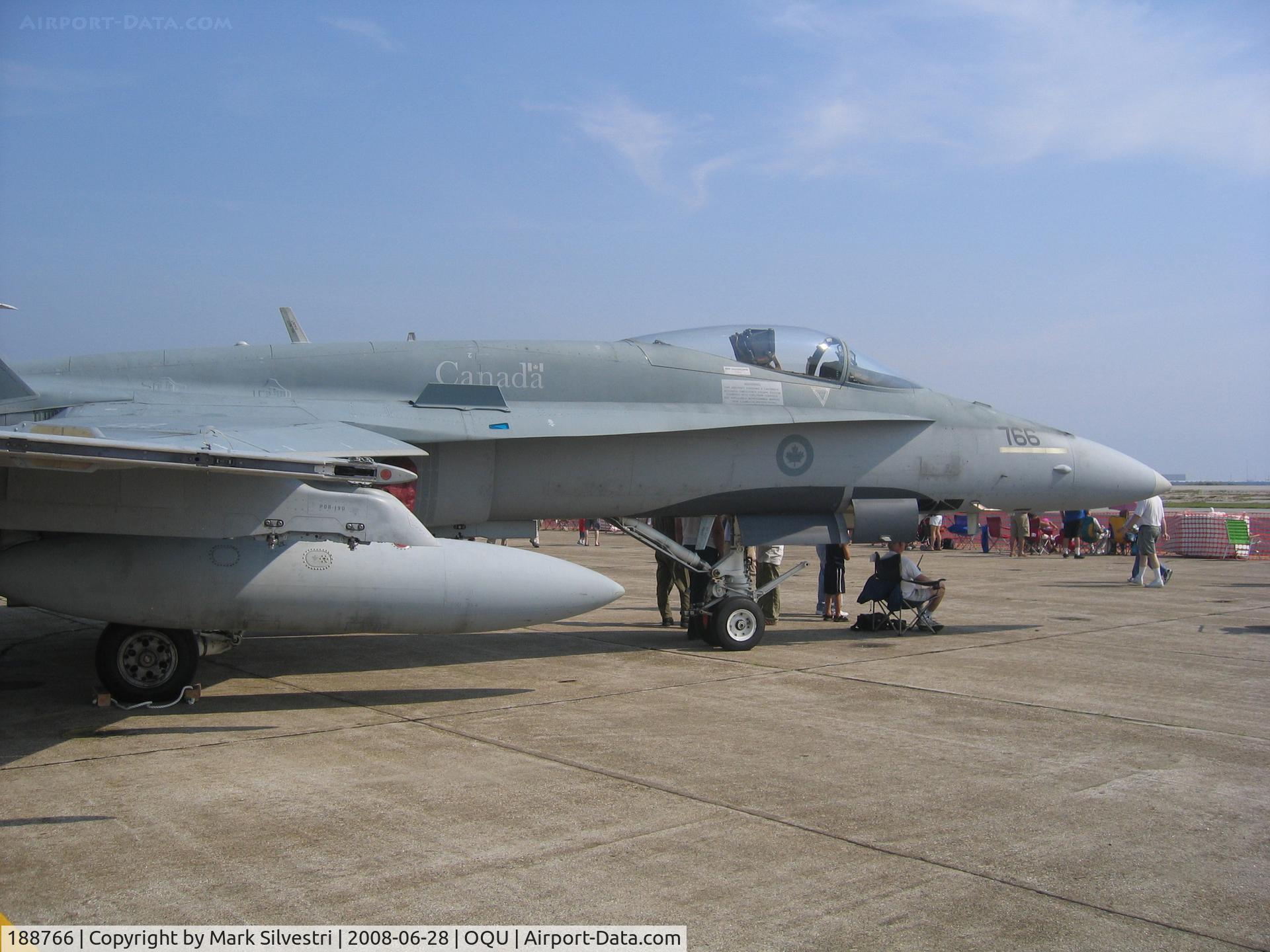 188766, 1986 McDonnell Douglas CF-188A Hornet C/N 0457/A375, Quonset Point 2008