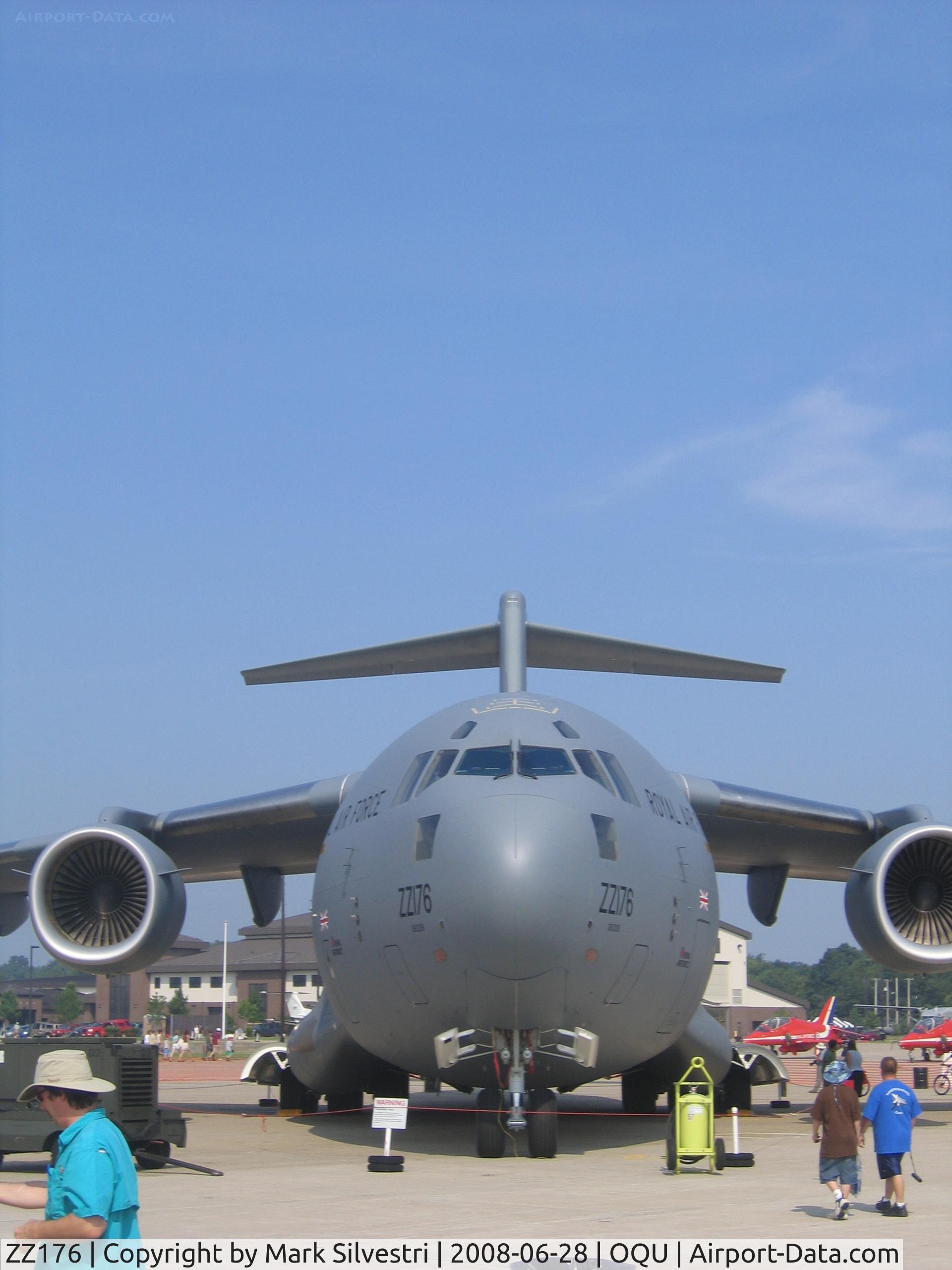 ZZ176, 2008 Boeing C-17A Globemaster III C/N F-190, Quonset Pt, RI 2008 - Royal AF C-17 (080206)