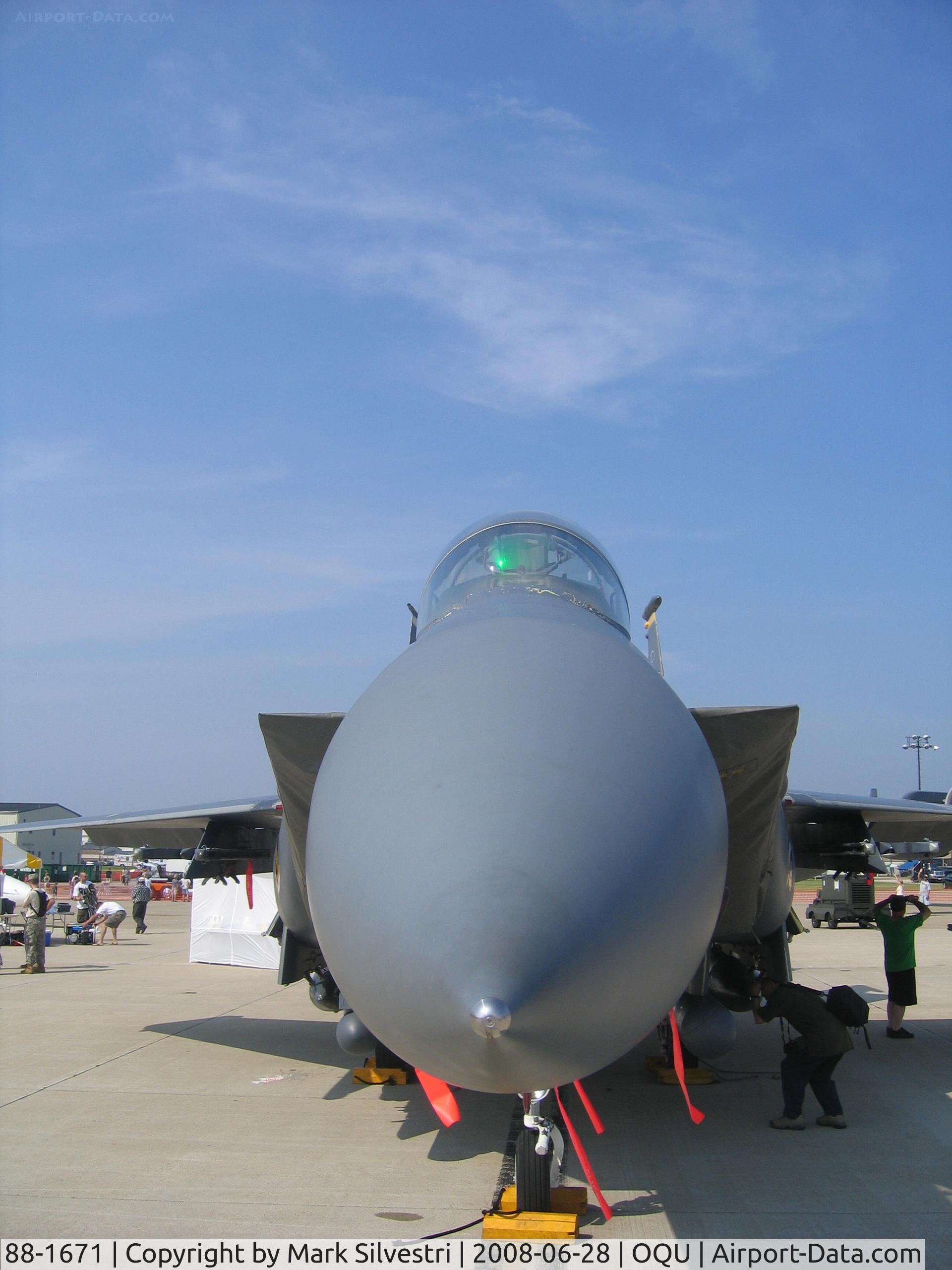 88-1671, 1988 McDonnell Douglas F-15E Strike Eagle C/N 1080/E055, Quonset Point 2008